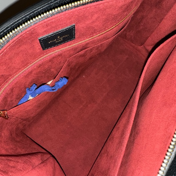 Louis Vuitton Grand Palais - Picture 6 of 13